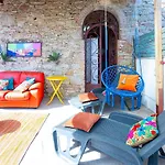 Holiday home Stone With A Terrace