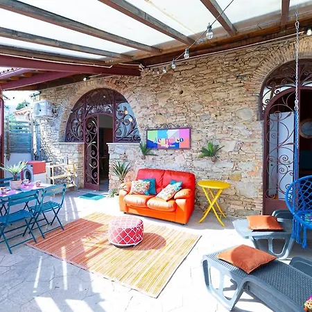 Stone With A Terrace Holiday home *