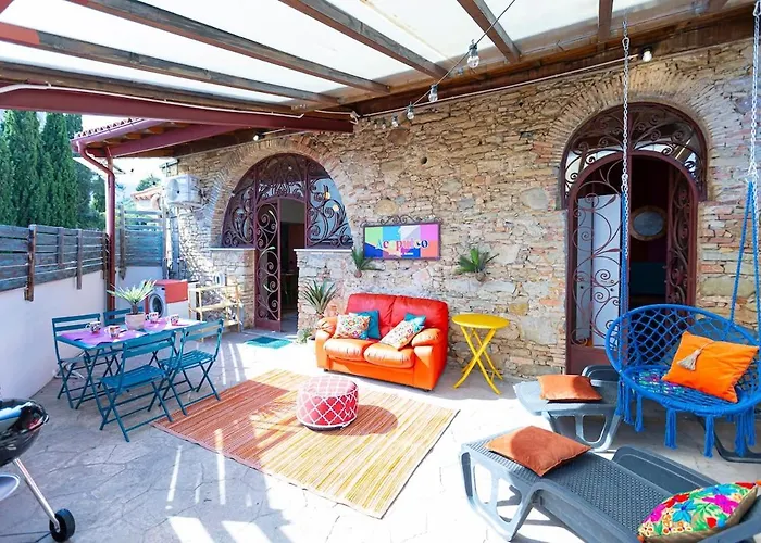 Stone With A Terrace بيت للعطل *