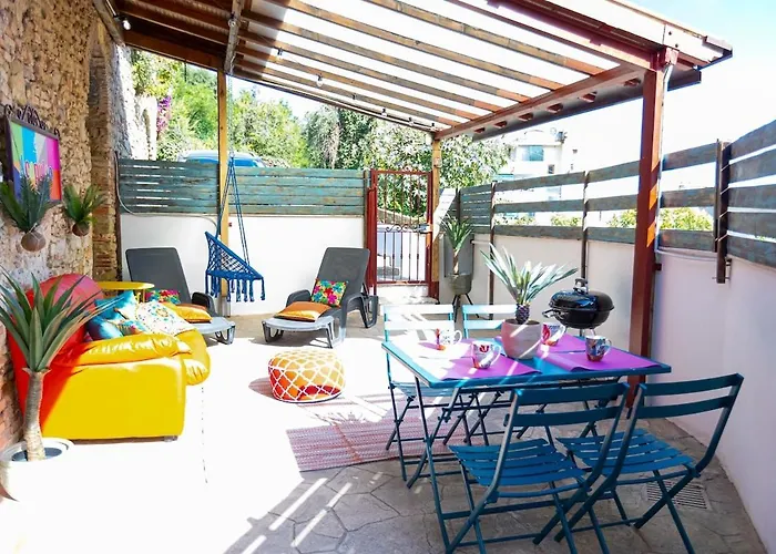 بيت للعطل Stone With A Terrace سانريمو