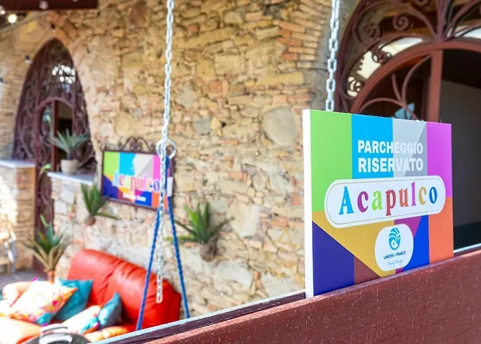 بيت للعطل Stone With A Terrace *